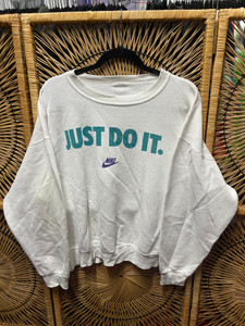 Vintage Nike Just Do IT White Crewneck Sweatshirt Size XL Vintage Nike Just Do IT White Crewneck Sweatshirt Size XL