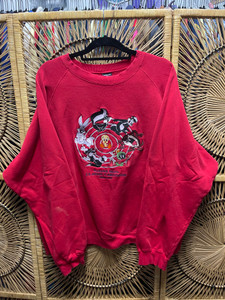 Vtg 1997 Warner Bros. Classic Cartoons Looney Tunes Red Crewneck Sweatshirt Size 2XL Vtg 1997 Warner Bros. Classic Cartoons Looney Tunes Red Crewneck Sweatshirt Size 2XL