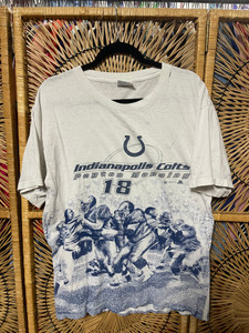 Vtg 2000 Indianapolis Colts NFL Football Peyton Manning #18 AOP White T-Shirt Size Large Vtg 2000 Indianapolis Colts NFL Football Peyton Manning #18 AOP White T-Shirt Size Large