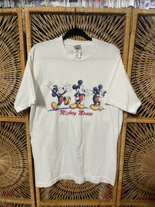 Vtg Disney Mickey Mouse Embroidered White T-Shirt Size XL Vtg Disney Mickey Mouse Embroidered White T-Shirt Size XL