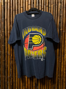 90s Logo 7 NBA Indiana Pacers Basketball Logo Navy Blue T-Shirt Size XL 90s Logo 7 NBA Indiana Pacers Basketball Logo Navy Blue T-Shirt Size XL