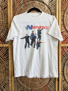 Vintage 2001 NSYNC Pop White Boy Band T-Shirt Size Medium Vintage 2001 NSYNC Pop White Boy Band T-Shirt Size Medium