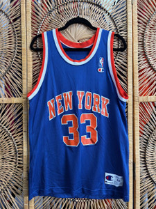 90s Champion NBA Patrick Ewing #33 New York Knicks Jersey Size 44 90s Champion NBA Patrick Ewing #33 New York Knicks Jersey Size 44
