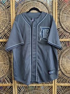 Vtg DS Majestic Detroit Tigers Édgar Renteria #8 Detroit Tiger Baseball Jersey Size XL Vtg DS Majestic Detroit Tigers Édgar Renteria #8 Detroit Tiger Baseball Jersey Size XL