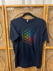 2016 COLDPLAY A Head Full Of Dreams World Tour T-Shirt Size Medium 2016 COLDPLAY A Head Full Of Dreams World Tour T-Shirt Size Medium