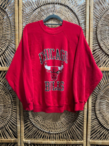Vintage 90s NBA Chicago Bulls Red Crewneck Size Large