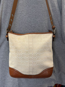 Vintage Y2K Coach #F10944 Cream Jacquard With Brown Leather Shoulder Bag