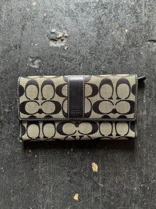 Vintage Y2K Coach Hamptons Jacquard Black & Grey Trifold Wallet