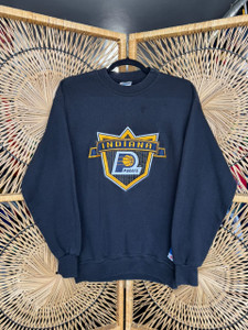 Vintage Nutmeg Indiana Pacers NBA Embroidered Black Crewneck Sweatshirt Size Medium