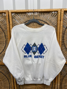 90s United Nations Police UNPOL Blue Beret White Crewneck Sweatshirt Size Large 90s United Nations Police UNPOL Blue Beret White Crewneck Sweatshirt Size Large