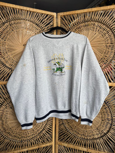 Vintage Savvy Notre Dame Fighting Irish Embroidered Grey Crewneck Sweatshirt Size Large