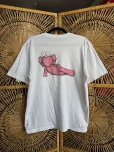 Uniqlo X KAWS Elmo White T-Shirt Size Large