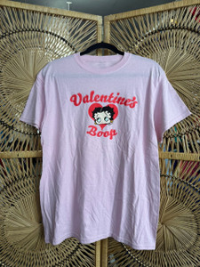 Vintage Y2K Betty Boop Valentine's Boop Pink Graphic T-Shirt Size Large