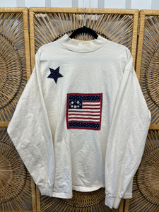 90s America USA Off White Crewneck Sweatshirt Size Adult XL 90s America USA Off White Crewneck Sweatshirt Size Adult XL