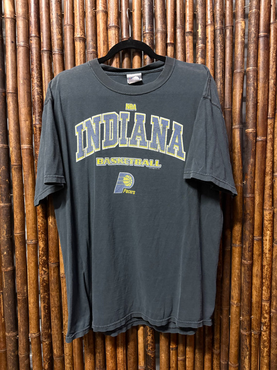 Y2K NBA  Indiana Pacers Gray T-Shirt Size XXL