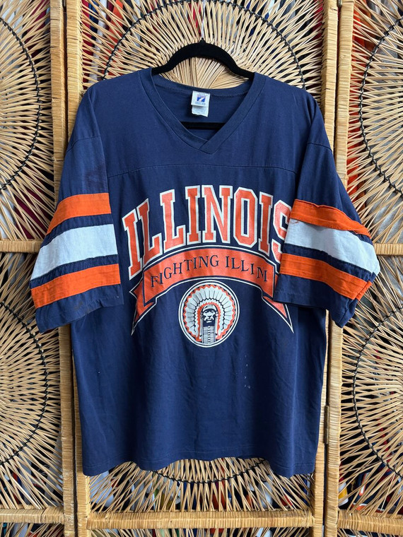 Vintage 80s 90s Logo 7 University of Illinois Illini Striped Sleeves Blue T-Shirt Size XL Vintage 80s 90s Logo 7 University of Illinois Illini Striped Sleeves Blue T-Shirt Size XL