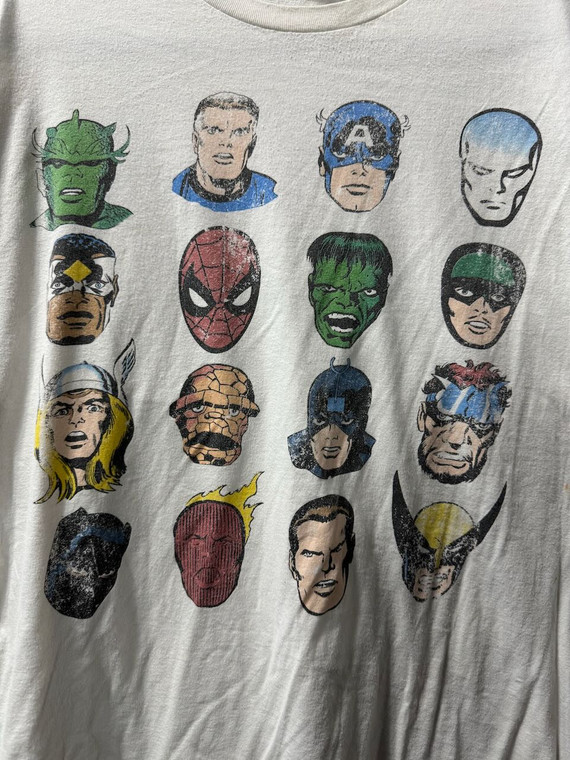 Y2K Vintage Marvel Heroes White T-Shirt Size XL