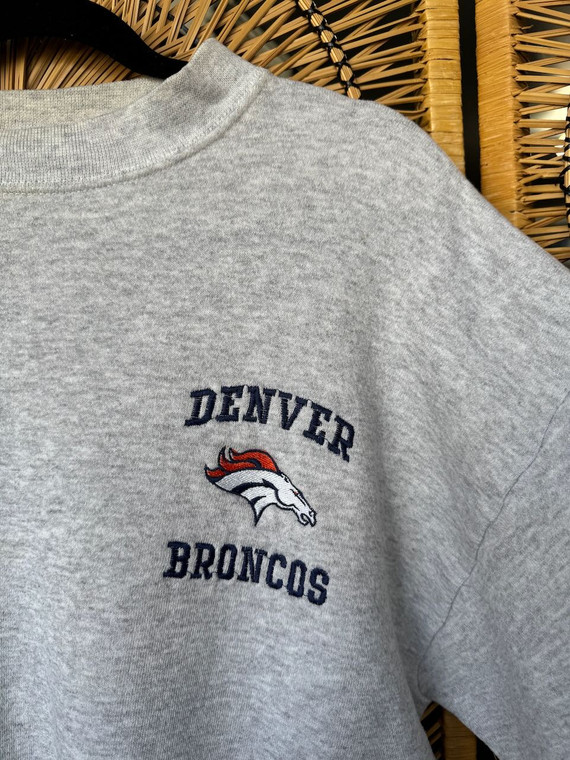 Vtg 90s Logo 7 Denver Broncos Crewneck Sweatshirt Size Large