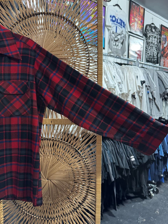 VTG Pendleton 100% Pure Wool Lumberjack Red Plaid Flannel Shirt Size Medium