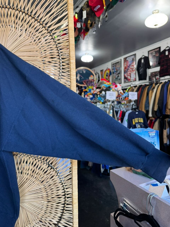 Vintage 90s Fighting Irish Of Notre Dame Embroidered Navy Crewneck Sweatshirt Size XL X-Large