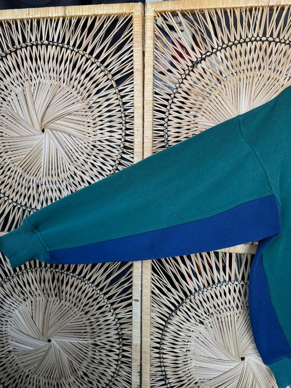 Vintage ND Notre Dame Embroidered Green & Navy Blue Crewneck Sweatshirt Size Medium