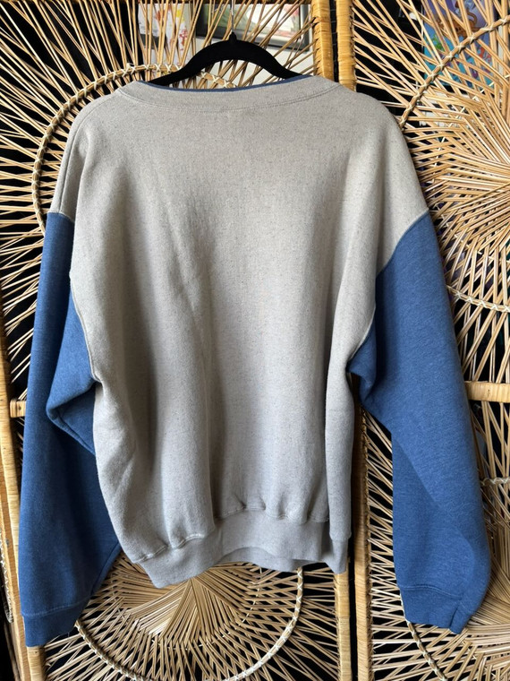 Vintage Flying Start Sportswear Indiana University IU Hoosiers Embroidered Tan & Blue Crewneck Sweatshirt Size X-Large XL