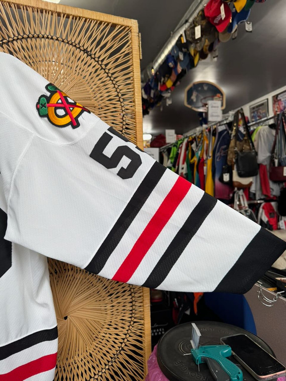 VTG CCM Maska Chicago Blackhawks #55 White NHL Hockey Jersey Size XL