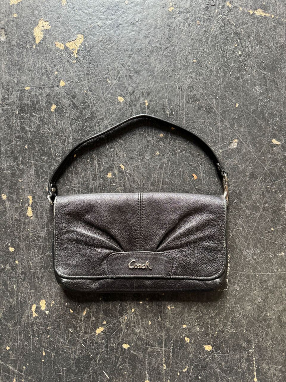 Y2K Coach Ashley Pleated Black Leather Clutch