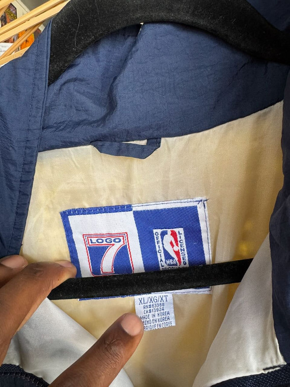 Vintage Logo 7 NBA Indianapolis Pacers Blue & Yellow Embroidered Full Zip Windbreaker Jacket Size X-Large