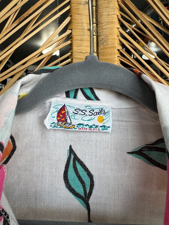 Vintage S.S. Sails Fruit Doodles Tie Front Button Down Shirt Women's Size Small