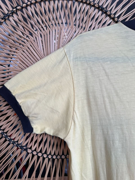 Vintage The Knits Miami Beach, Florida Pale Yellow V-Neck Ringer T-Shirt Size Large