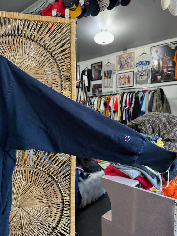 Vintage Champion Reverse Weave Xavier University Navy Blue Crewneck Sweatshirt Size X-Large