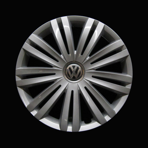 Volkswagen Passat 2014-2015 16" Hubcap - Professionally Reconditioned, Like New