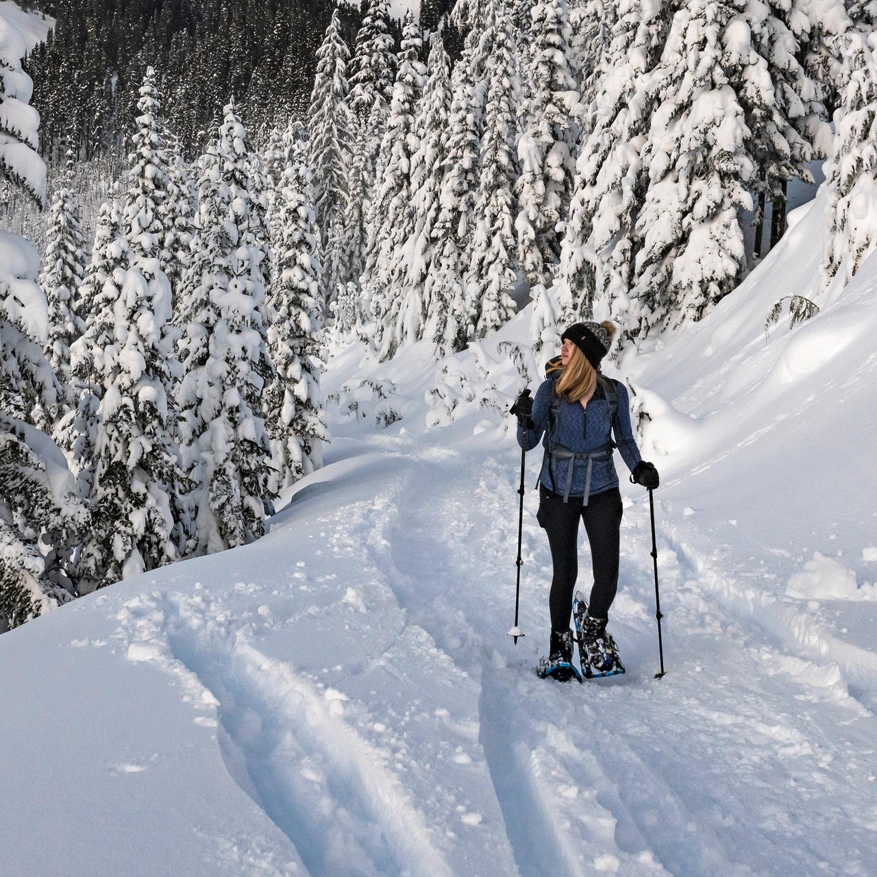 Women's Teal Women's Trail Hiking Snowshoes Crescent Moon