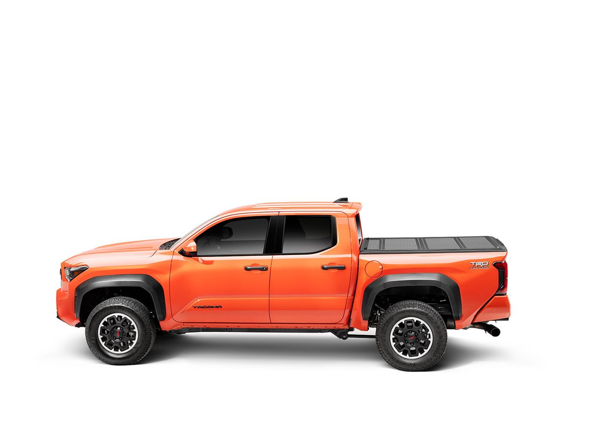 BAK Industries BAKFlip G2 Tonneau Cover | 2024-2026 Toyota Tacoma