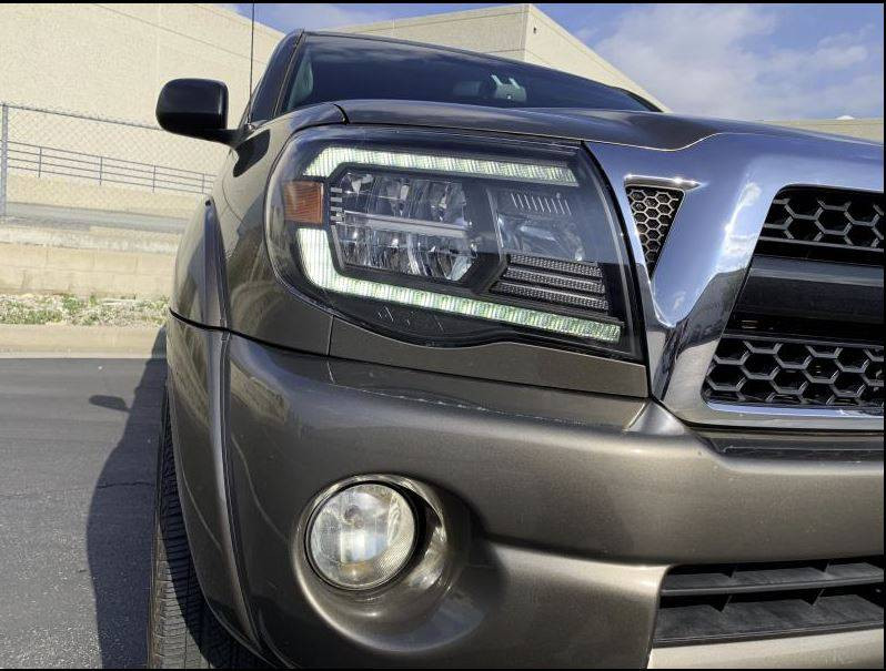 Lux_Alectoページ 16-23 Toyota Tacoma LUXX-Series LED Crystal Headlights Alpha