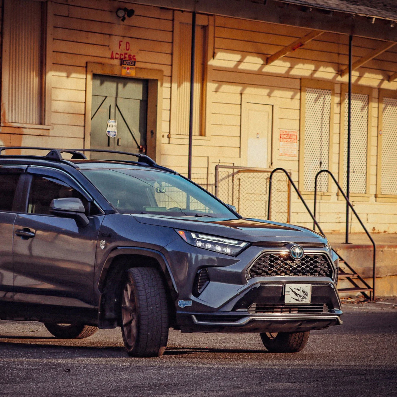 AlphaRex Black NOVA-Series LED Headlights | 2022+ Toyota RAV4