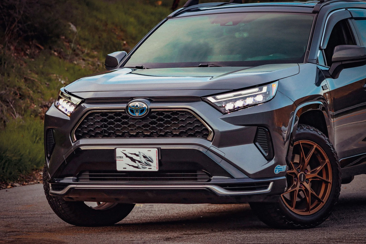 令和3年10月　トヨタ　RAV4　AXAH54 左ヘッドライト AlphaRex Black NOVA-Series LED Headlights | 2022+ Toyota RAV4