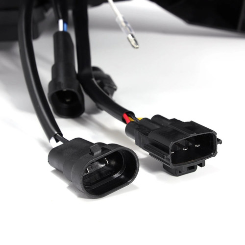 AlphaRex PRO-Series LED Projector Headlights Alpha-Black | 2011-2020 Toyota Sienna (880763)