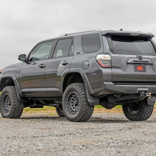 Rough Country 4.5" Lift Kit | 2015-2020 Toyota 4Runner