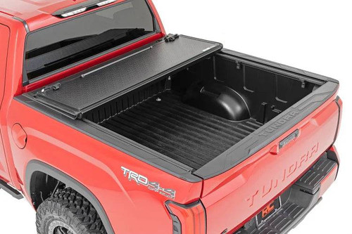 Rough Country Hard Low Profile Bed Cover | 2022-2026 Toyota Tundra