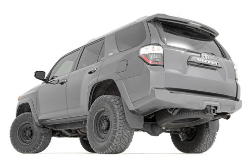 Rough Country 3.5" Lift Kit | 2010+ Toyota 4Runner