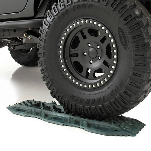 Smittybilt Element Ramps Traction Boards (2790) Smittybilt Element Ramps Traction Boards (2790)