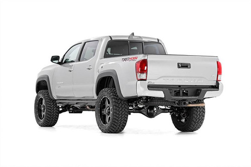Rough Country 4" Lift Kit | 2023-2016 Toyota Tacoma
