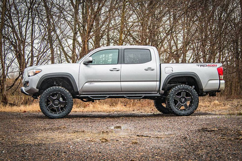Rough Country 4" Lift Kit | 2023-2016 Toyota Tacoma