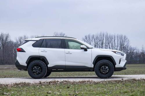 Rough Country 2.5" Suspension Lift Kit | 2019+ Toyota RAV4
