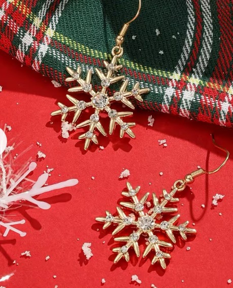 Gold Snowflake dangle earring