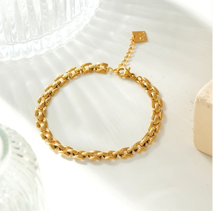 Provinia retro bracelet-gold