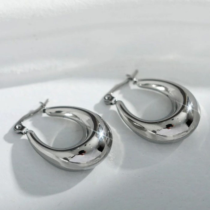 Arina chunky oval hoop-white gold