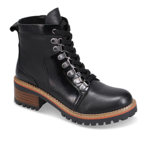 Winnie boot-Black